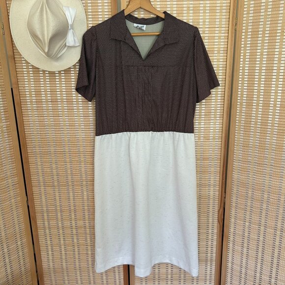 Vintage Day Dress With Polka Dot Top & Cream Skirt - Picture 2 of 12